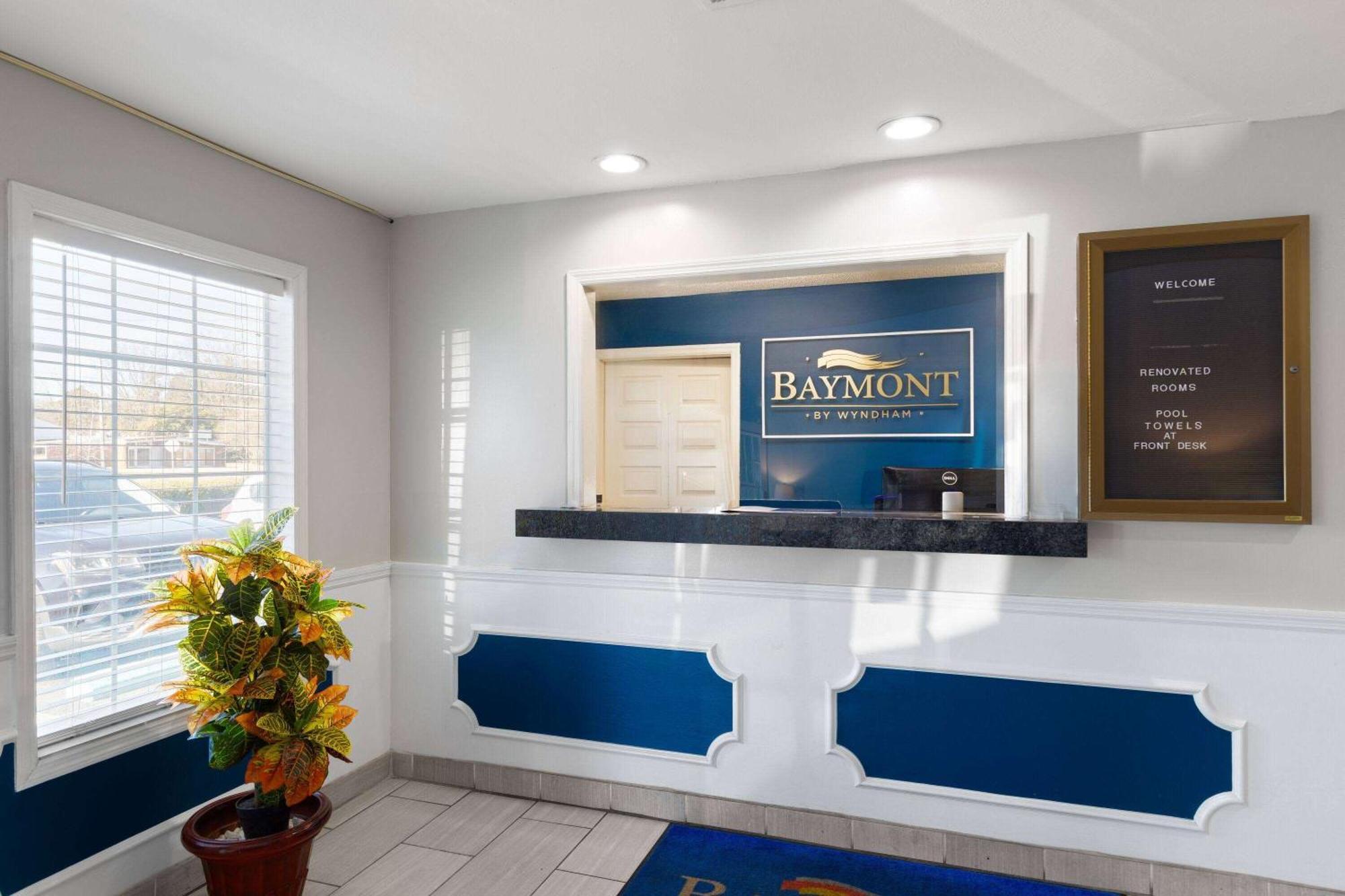 Hotel Baymont By Wyndham Selma Exterior foto