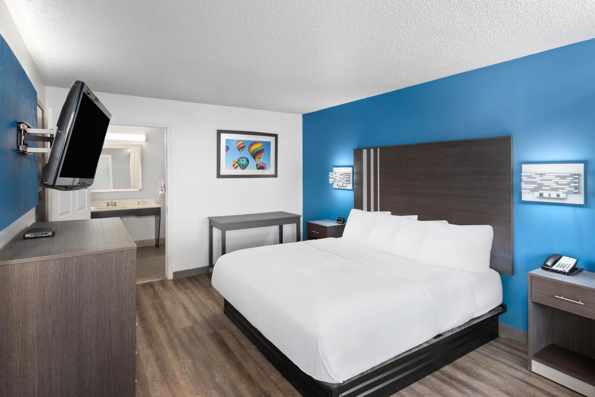 Hotel Baymont By Wyndham Selma Exterior foto