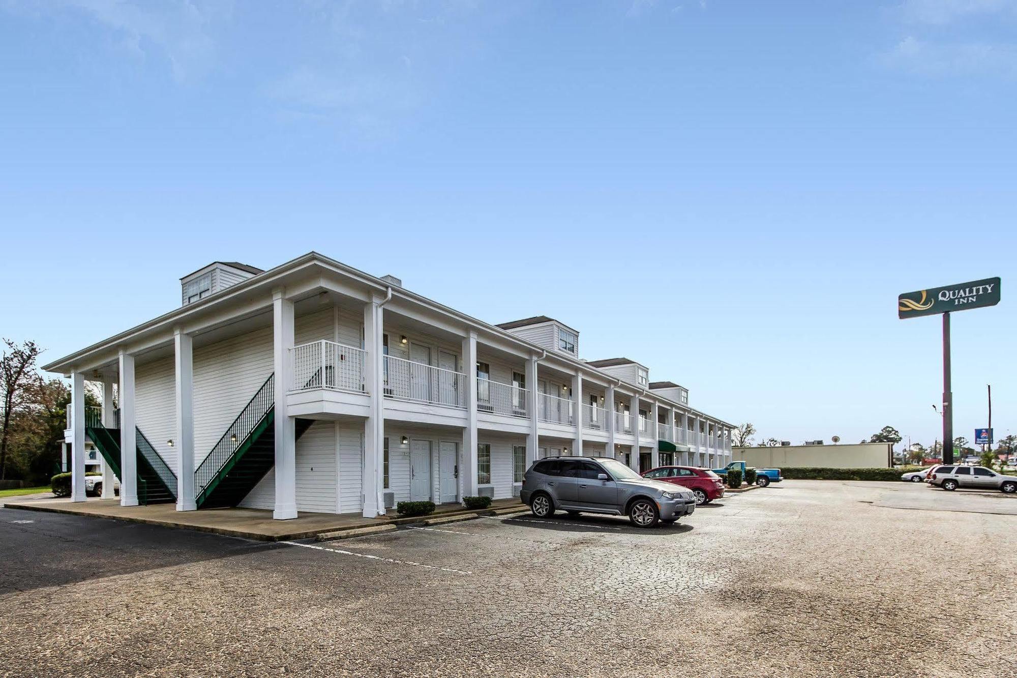 Hotel Baymont By Wyndham Selma Exterior foto